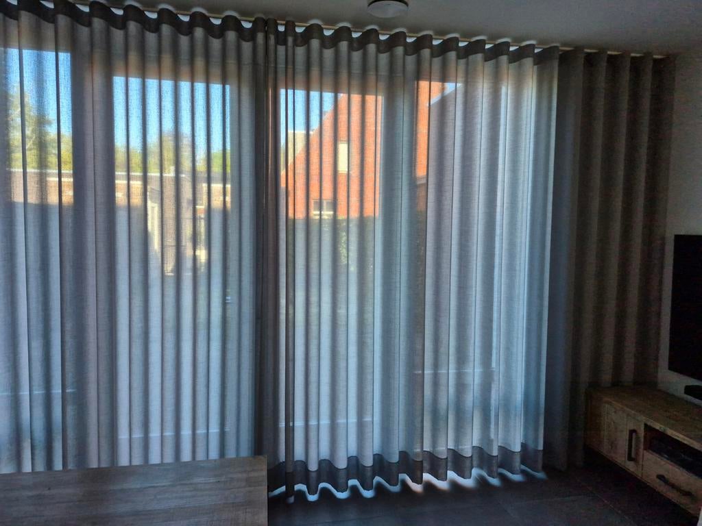 Inbetween gordijnen met design system rails en waveplooi, Huis en Inrichting, Stoffering | Gordijnen en Lamellen, Zo goed als nieuw