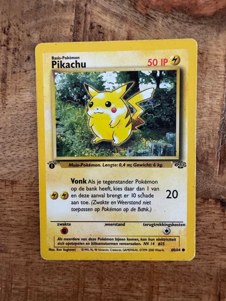 Pokémon kaart Pikachu 60/64, Ophalen of Verzenden, Gebruikt, Losse kaart