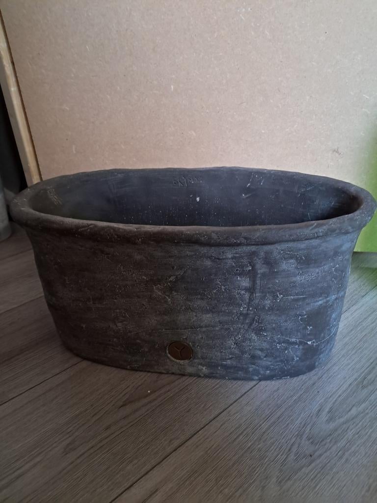 Brynxz bloempot sober/stoer, Ophalen, Rond, Zo goed als nieuw, Aardewerk