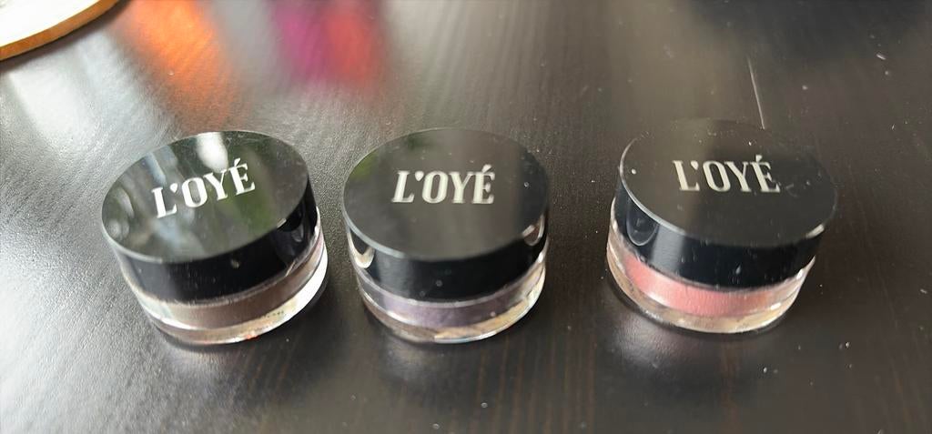 L’oyé mineral eyeshadows 3x, Sieraden, Tassen en Uiterlijk, Uiterlijk | Cosmetica en Make-up, Ophalen, Zo goed als nieuw, Overige kleuren