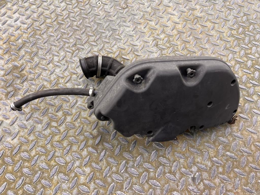 Luchtfilter behuizing Vespa GTS 300 125 onderdelen, Motoren, Ophalen of Verzenden, Vespa, Luchtfilter, Piaggio