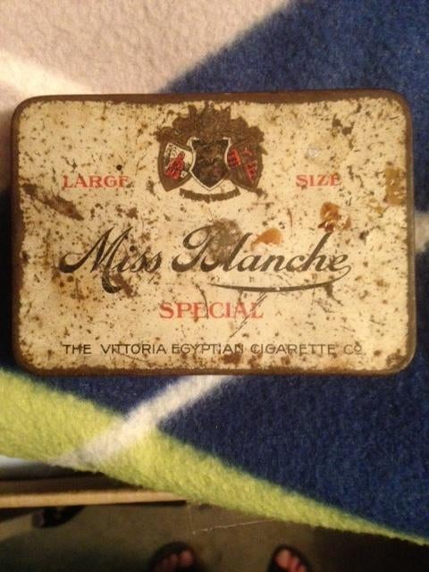 Miss Blanche Special (metalen sigaretten verpakking), Verzamelen, Ophalen of Verzenden, Gebruikt, Tabaksdoos of Verpakking