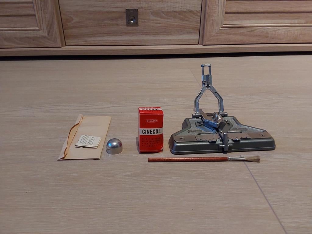 Vintage Cinecol film plakpers | Cinea | Swiss Made Patented, Ophalen of Verzenden