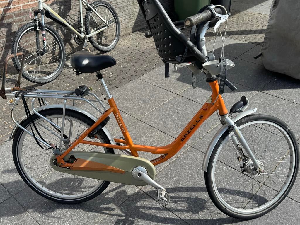 Gazelle Bloom damesfiets met kinderzitje, Ophalen, Gebruikt, Velgrem, Versnellingen