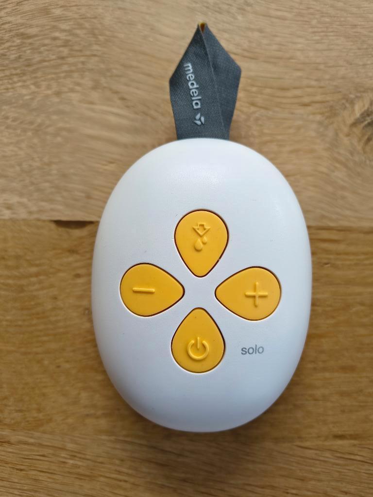 Medela solo handsfree kolf, Kinderen en Baby's, Ophalen, Zo goed als nieuw, Borstkolf