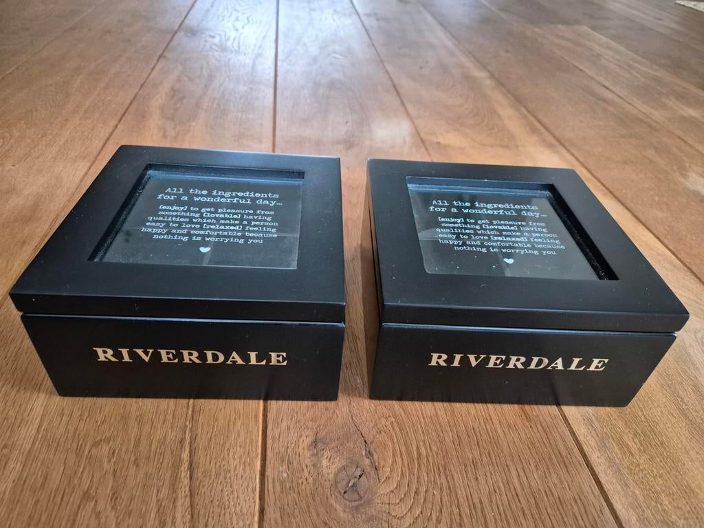 2 opberg doosjes van Riverdale met glas, Ophalen of Verzenden