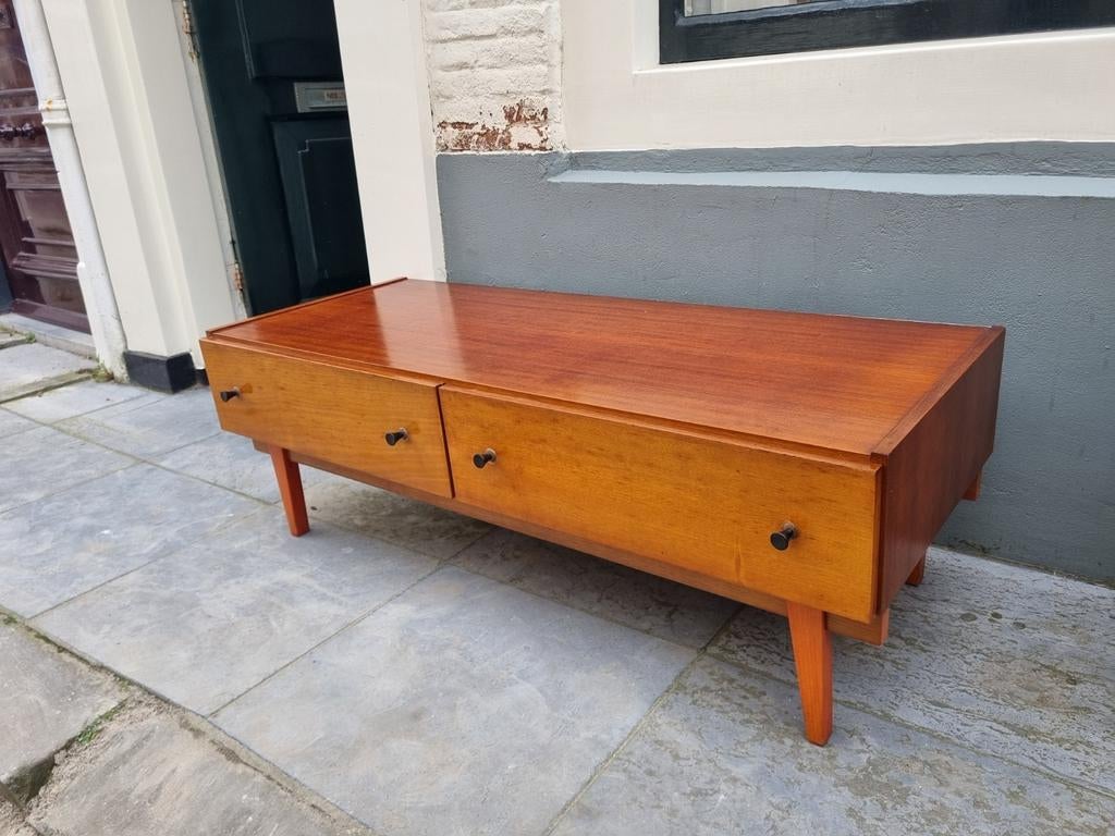 Vintage dressoir sideboard teak laag, Huis en Inrichting, Kasten | Dressoirs, Ophalen