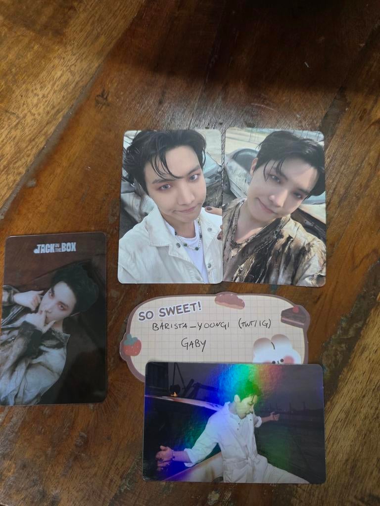 BTS J-Hope jack in the box photocards!, Ophalen of Verzenden, Zo goed als nieuw, Foto of Kaart