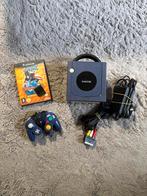 Nintendo GameCube met game, controller en alle kabels, Paars, Ophalen of Verzenden, Met 1 controller, Gebruikt