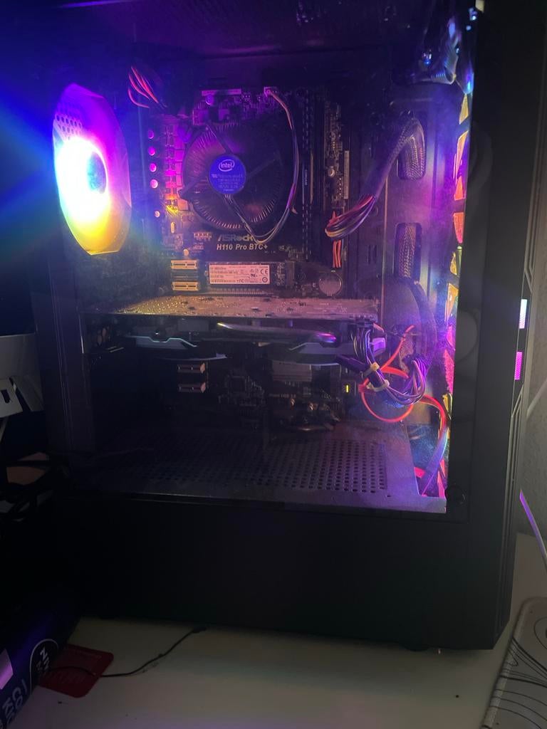 ZSM WEG!! Mid-end Gaming pc, Spelcomputers en Games, Games | Pc, Overige genres, 1 speler, Ophalen of Verzenden, Zo goed als nieuw