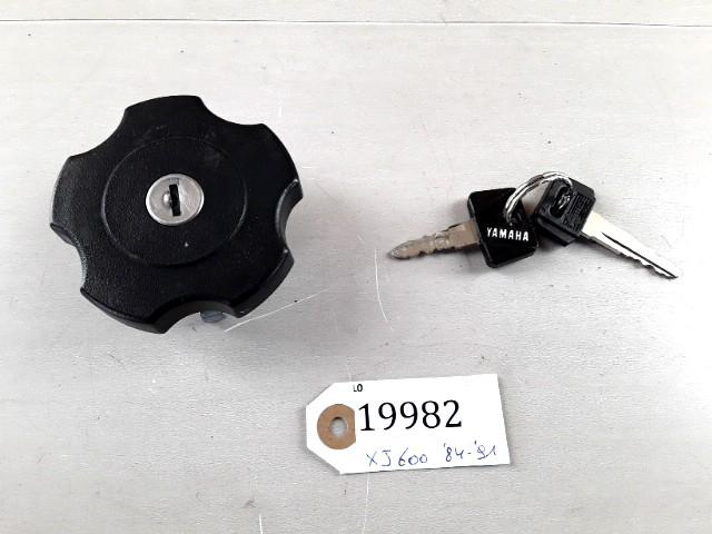XJ600 1984 - 1991 Yamaha Slot Tankslot D1-37463
