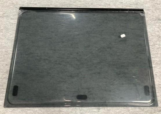 camperraam Seitz Dometic gatmaat 75 x 60 kleine beschadiging, Hobby en Vrije tijd, Overige Hobby en Vrije tijd, Zo goed als nieuw