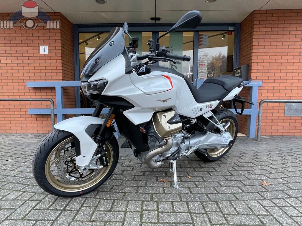 MOTO GUZZI V100 Mandello Op = Op, 2 cilinders, Bedrijf, Onbekend, 1042 cc