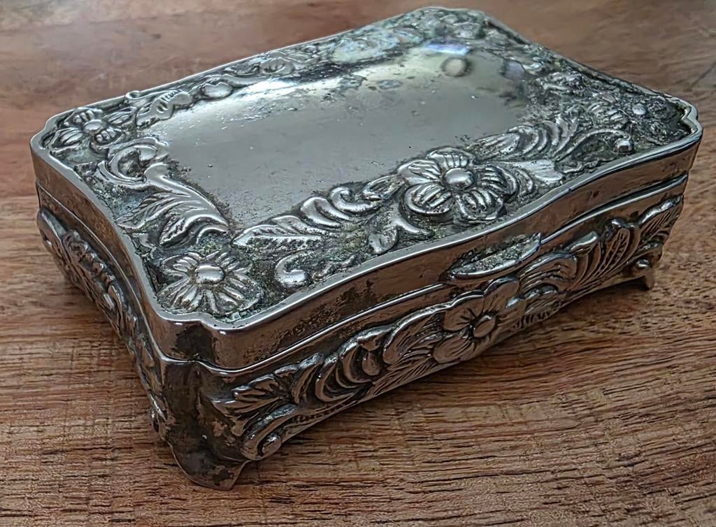Oud verzilverd sieradendoosje, Antiek en Kunst, Ophalen of Verzenden, Zilver