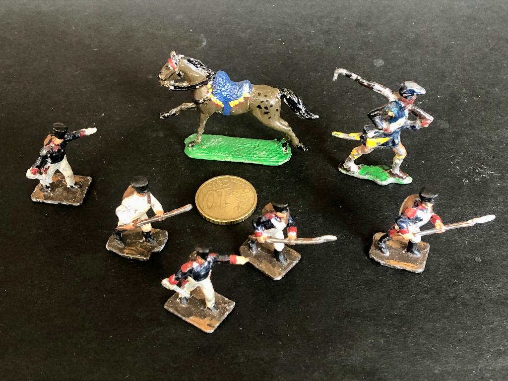 Set van 6 antieke tinnen soldaatjes en paard, Ophalen of Verzenden, Gebruikt