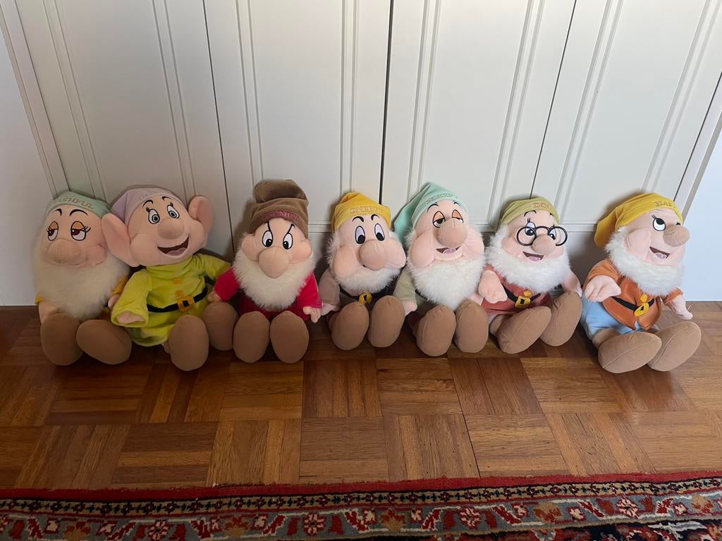De zeven dwergen knuffels Disney, Ophalen of Verzenden, Zo goed als nieuw, Stoffen beer, Overige merken