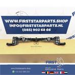 W206 BUMPER HOUDER ACHTERZIJDE A2068809503 ACHTERBUMPER HOUD, Gebruikt, -, Ophalen of Verzenden, -