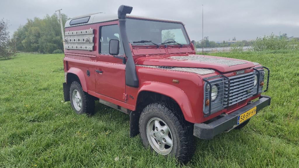 Land Rover Defender 90 TD5 Hardtop HR 4WD 2003, USB, Stof, Zwart, 2495 cc