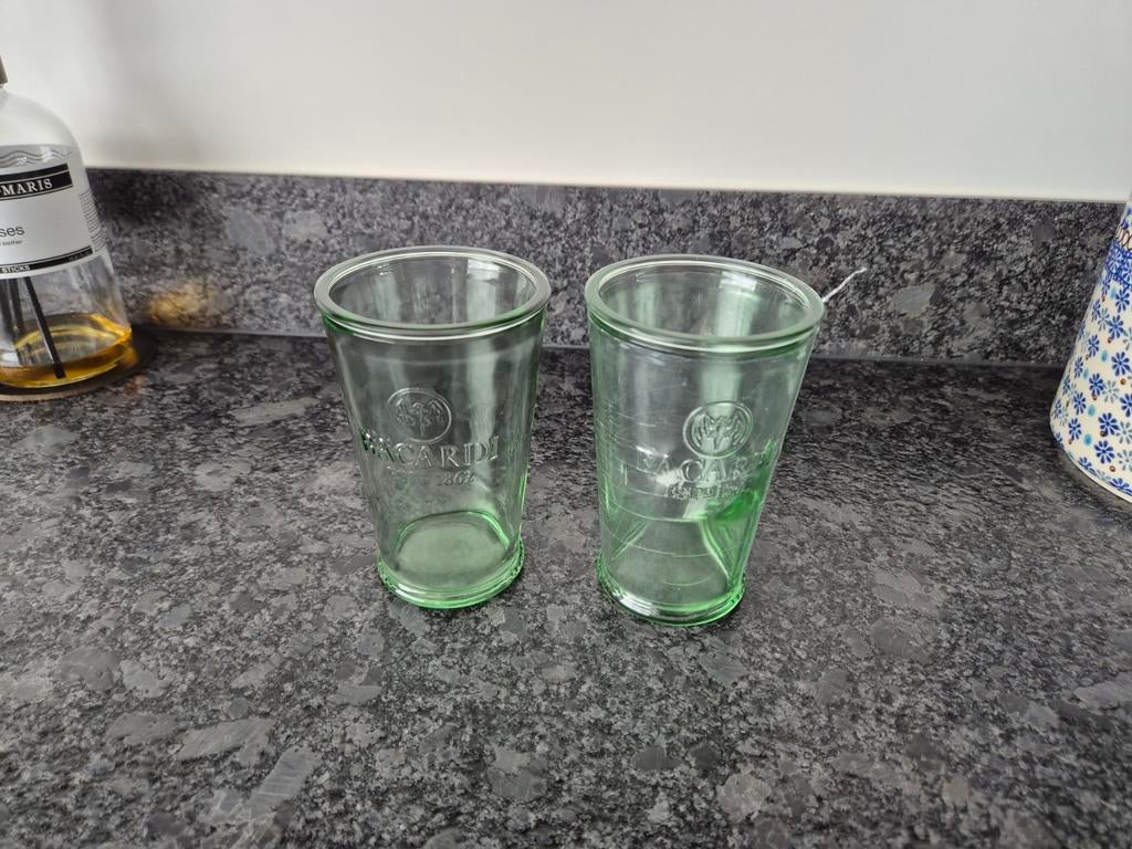 Bacardi glazen vintage groen 2 stuks, Ophalen of Verzenden, Nieuw, Overige typen