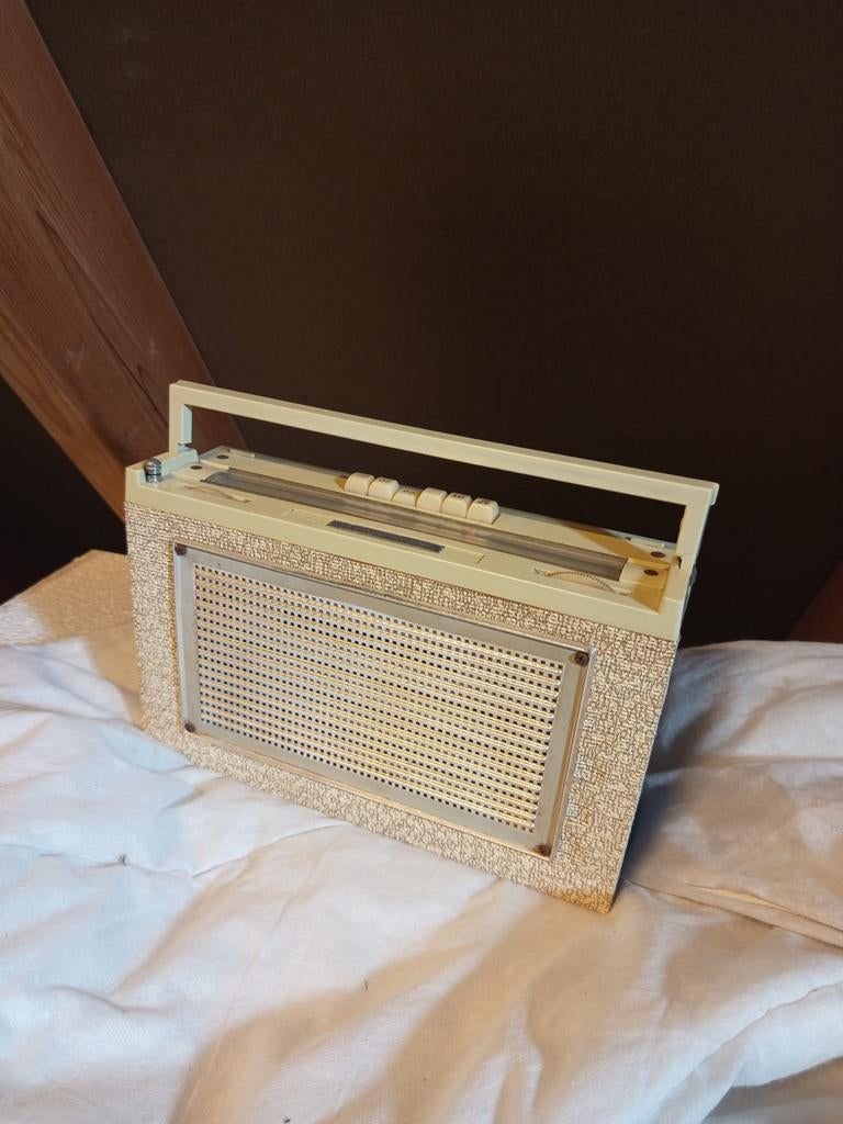 Transistor radio, Antiek en Kunst, Antiek | Tv's en Audio, Ophalen of Verzenden