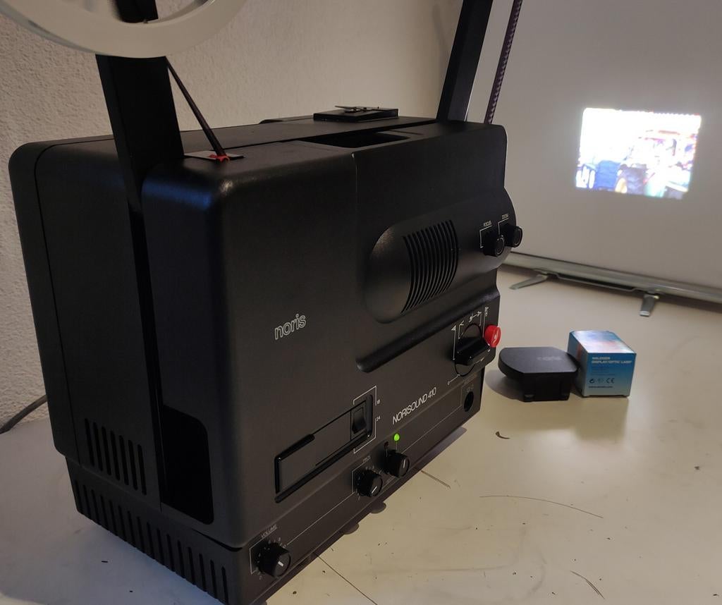 NORISOUND 410 SUPER 8 FILMPROJECTOR met GELUID, Ophalen of Verzenden, 1960 tot 1980, Projector