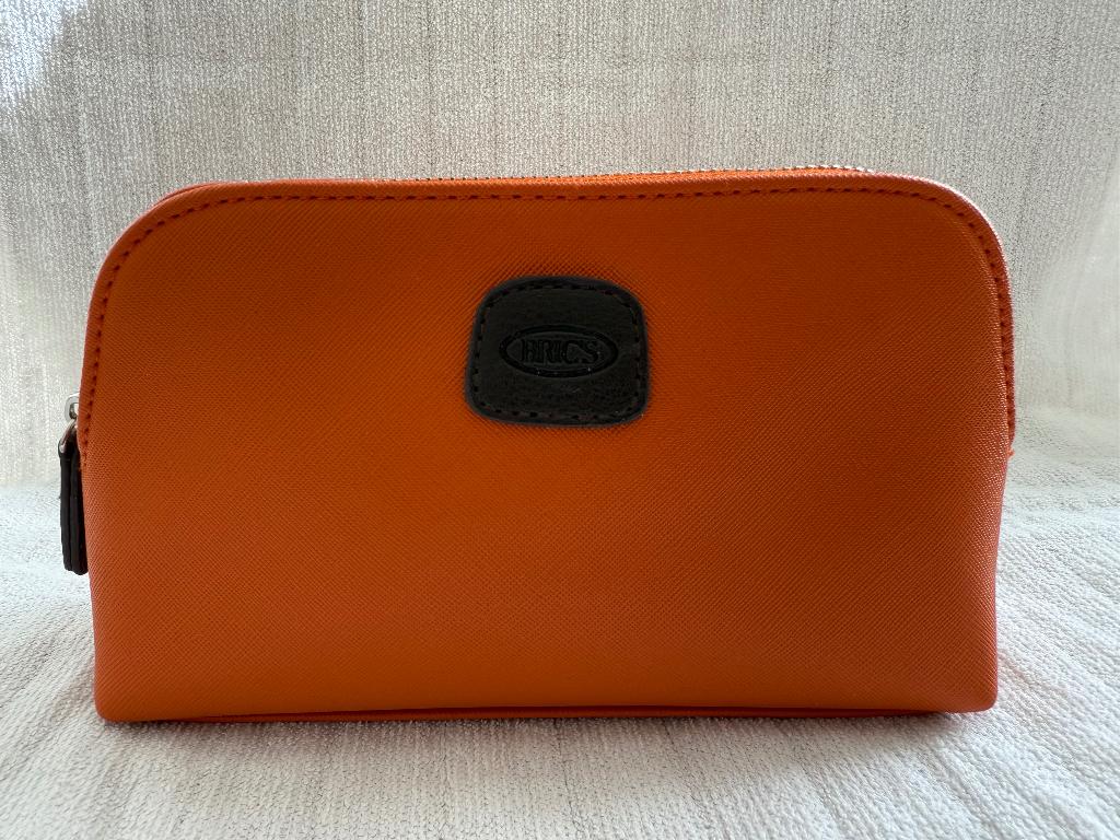 Qatar Airways BRIC’S Amenity Kit - Compleet & Ongebruikt, Ophalen of Verzenden, Nieuw, Oranje, Heer of Dame
