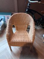 Leuk rieten / rotan kinder stoeltje, Kinderen en Baby's, Kinderkamer | Tafels en Stoelen, Ophalen, Zo goed als nieuw, Stoel(en)
