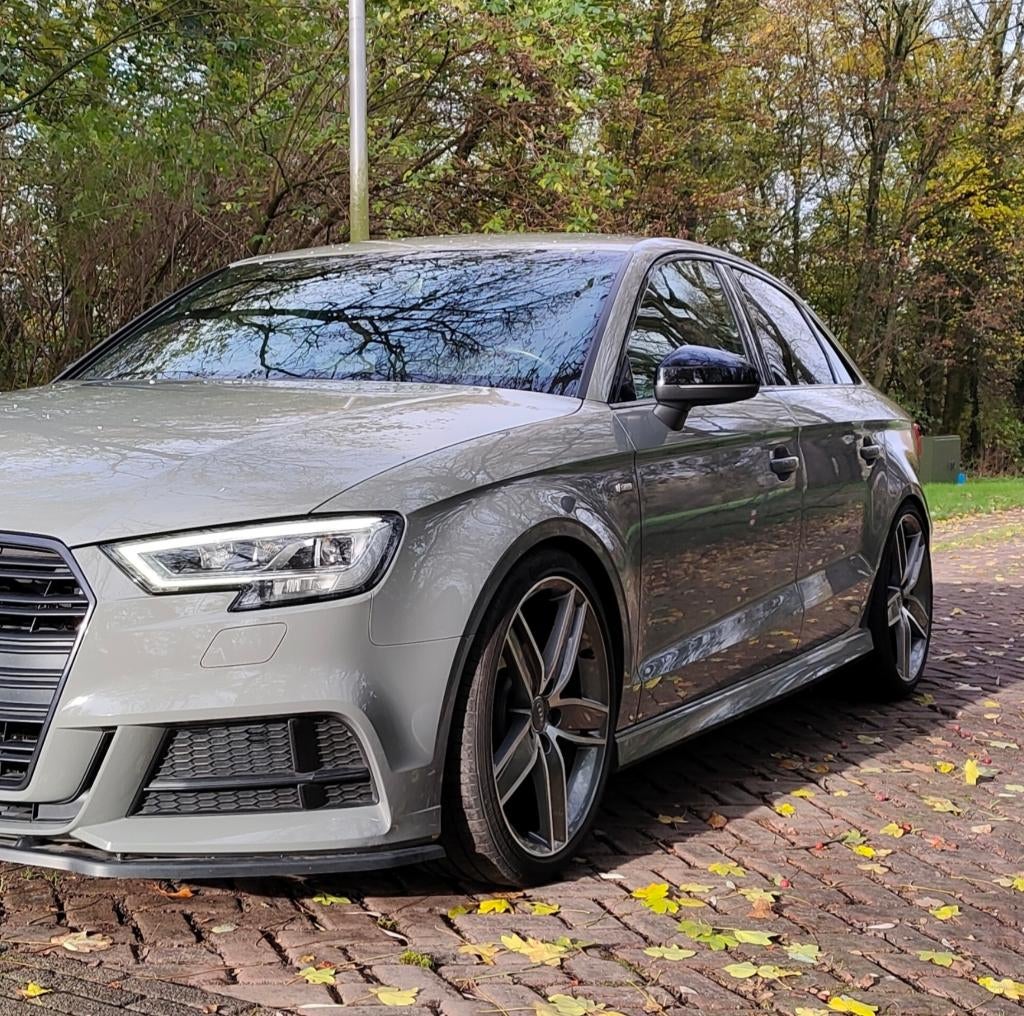 Audi A3 35 Tfsi S-Line 2020 Quantum Grey Black Edition, 1498 cc, Zwart, 4 cilinders, 150 pk