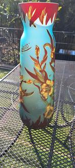 Prachtige Gallè vaas, Ophalen