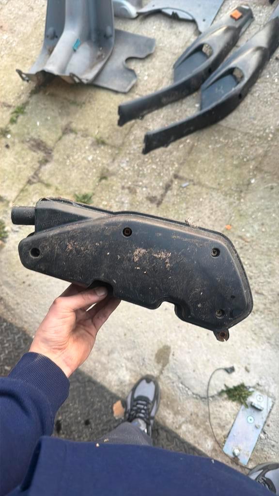 Peugeot 50cc 2 takt Luchtfilter Speedfight 3 New vivacity, Fietsen en Brommers, Brommeronderdelen | Scooters, Gebruikt, Peugeot