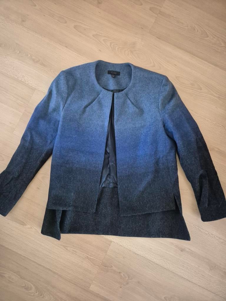 COS vestje/jasje met ombré effect - Maat 36 (S), Kleding | Dames, Jasjes, Kostuums en Pakken, COS, Blauw, Ophalen of Verzenden