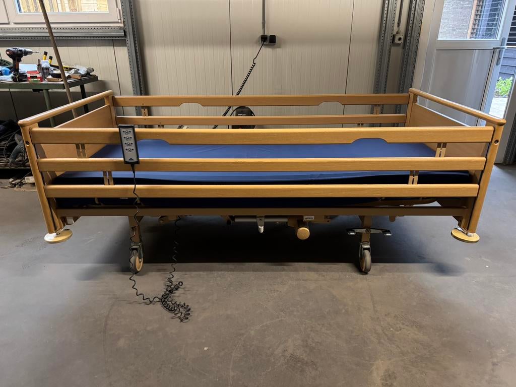 Hoog laag bed, zorgbed, verpleegbed, thuiszorgbed, senioren, Huis en Inrichting, Slaapkamer | Bedden, Ophalen, Verstelbaar, 90 cm