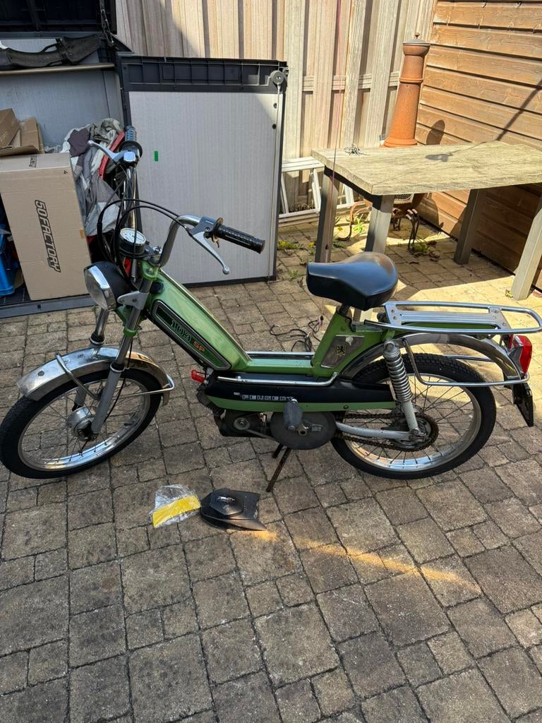 Peugeot 103 SP met kenteken originele lak, Fietsen en Brommers, Brommers | Oldtimers, Maximaal 45 km/u, 49 cc, Ophalen, Overige merken
