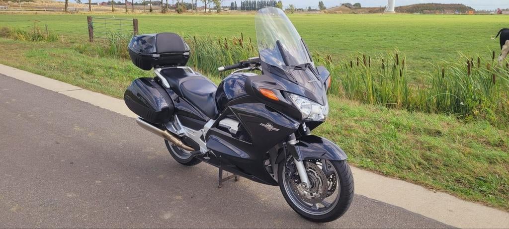Honda ST1300 Pan European, Motoren, Motoren | Honda, 4 cilinders, Motorrijbewijs A, Gebruikt, Particulier