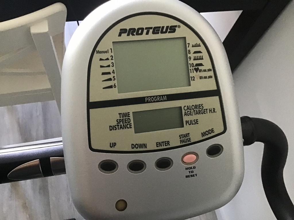 Hometrainer Proteus, Sport en Fitness, Fitnessapparatuur, Ophalen, Gebruikt, Hometrainer