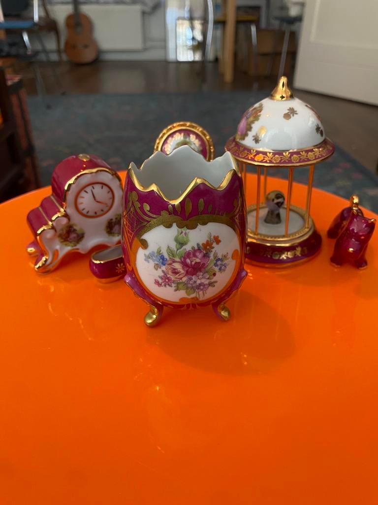 Limoges France Vaasje, Ophalen of Verzenden