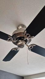 Stijlvolle Plafondventilator met Zwarte Bladen, Ophalen of Verzenden, Zo goed als nieuw, Plafondventilator