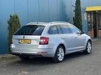 Skoda Octavia Combi 1.0 TSI Greentech Business Edition Plus, Auto's, Skoda, Gebruikt, Lichtsensor, 116 pk, 3 cilinders