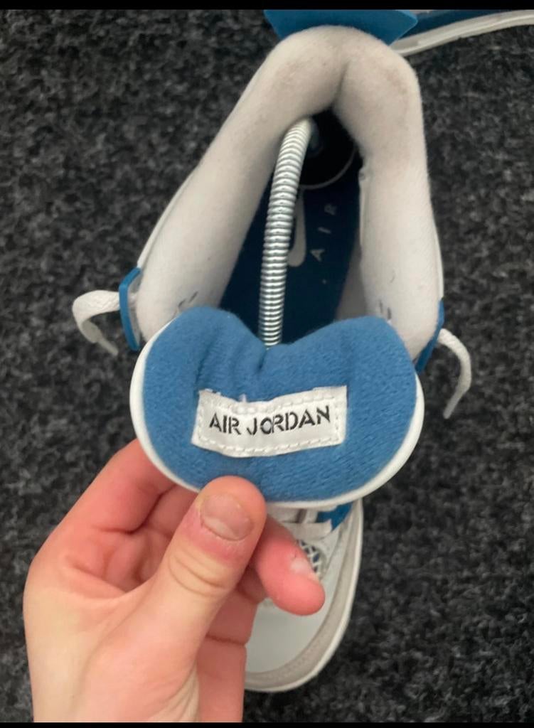 Jordan 4 Military Blue - Maat 48, Ophalen of Verzenden, Zo goed als nieuw, Blauw, Sneakers of Gympen