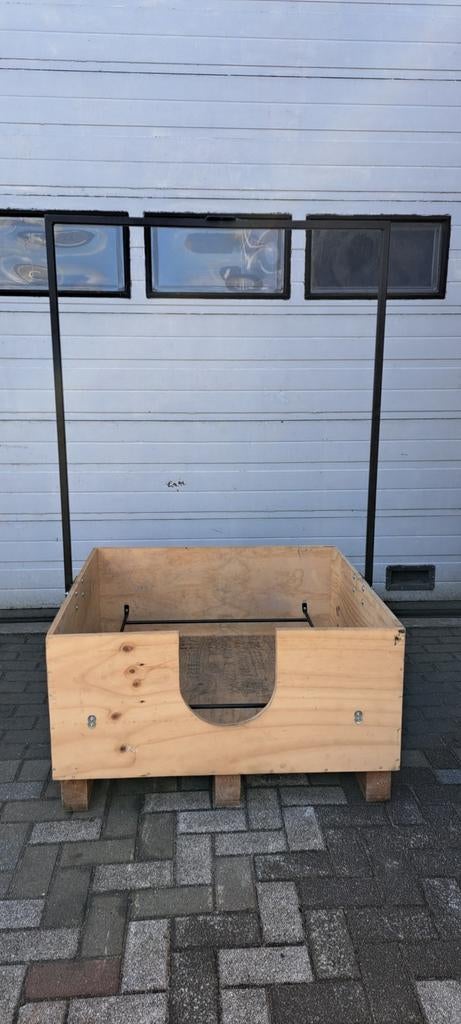 Mooie nette werpkist voor honden/katten., Dieren en Toebehoren, Hondenmanden, Ophalen, Zo goed als nieuw, Overige