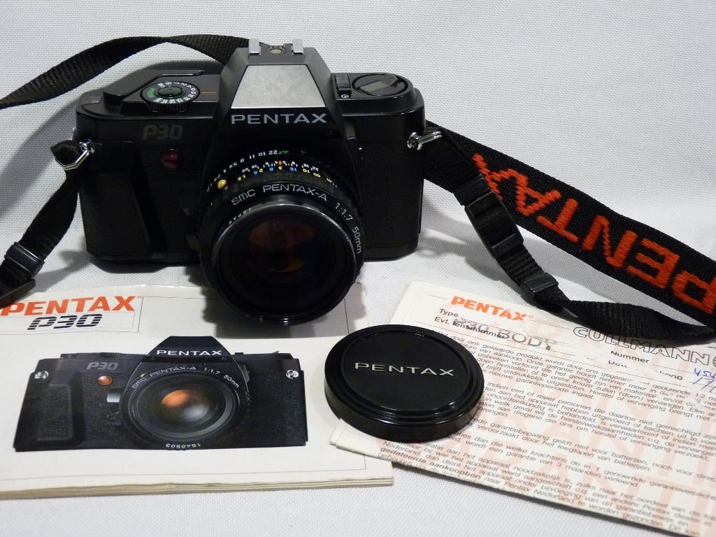 Pentax P30 program, Pentax 1.7/50mm, flitser, 2x knoopcel, Ophalen of Verzenden, Zo goed als nieuw, Spiegelreflex, Pentax