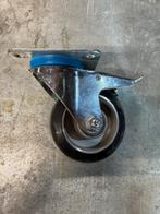 24 stuks zwenkwielen 100 mm., Doe-het-zelf en Verbouw, Zwenkwielen, Ophalen, Zo goed als nieuw
