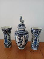Boch België Delfts Blauw Vazen Set met Dekselpot, Ophalen of Verzenden