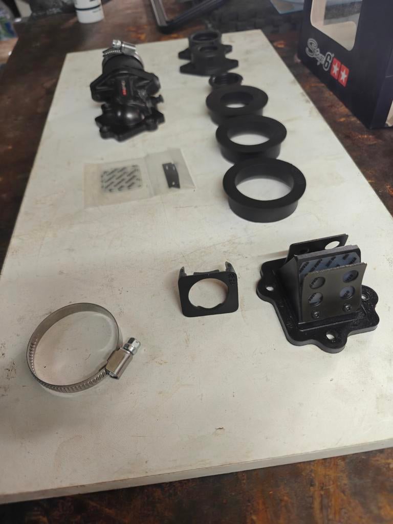Stage 6 inlaat kit met diversen aansluit rubbers, Ophalen of Verzenden, Nieuw, Carburateur, Yamaha