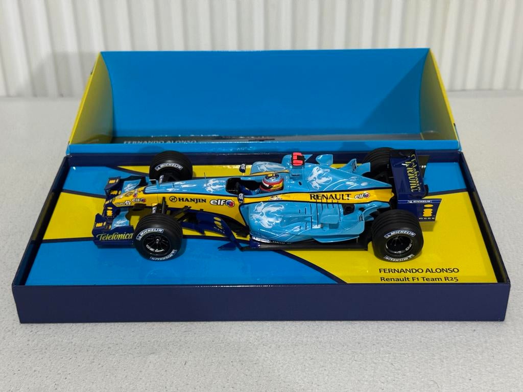 1:18 F1 Renault R2005 Britse GP 2005 Minichamps, Hobby en Vrije tijd, Modelauto's | 1:18, Ophalen of Verzenden, Nieuw, Auto, MiniChamps