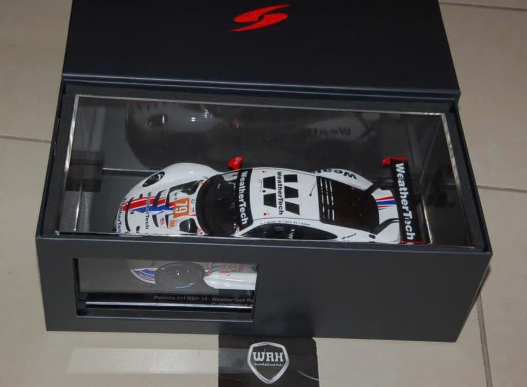 1:18 Porsche 911 RSR-19 LM 2022 WeatherTech 18S821 Spark WRH, Verzenden, Zo goed als nieuw, Auto, Overige merken