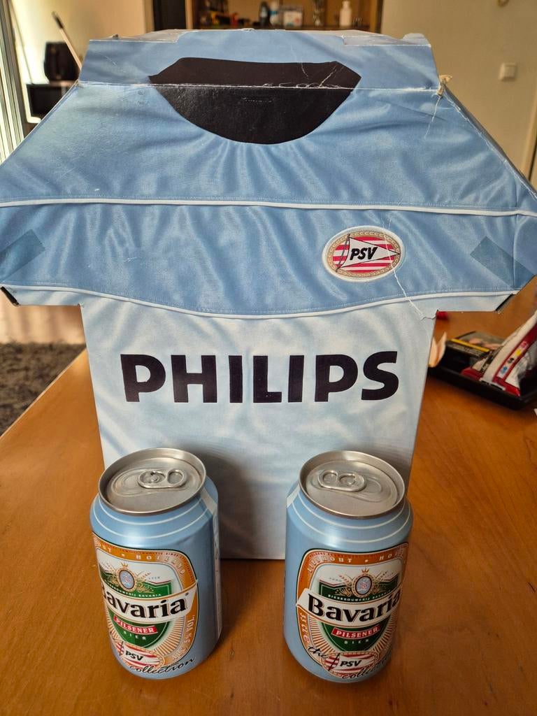 Bavaria psv box met 2 blikjes, Verzamelen, Sportartikelen en Voetbal, Ophalen of Verzenden, PSV