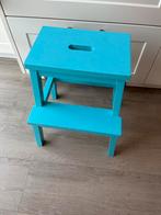 Ikea bekvam Blauw houten opstapje - Handig en stevig, Huis en Inrichting, Krukjes, Ophalen, Gebruikt, Hout