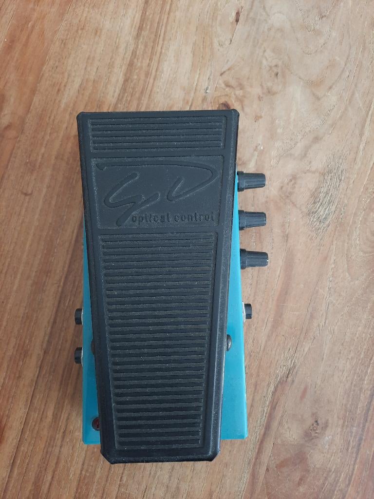 George Dennis Stereo Chorus, Ophalen, Zo goed als nieuw, Chorus