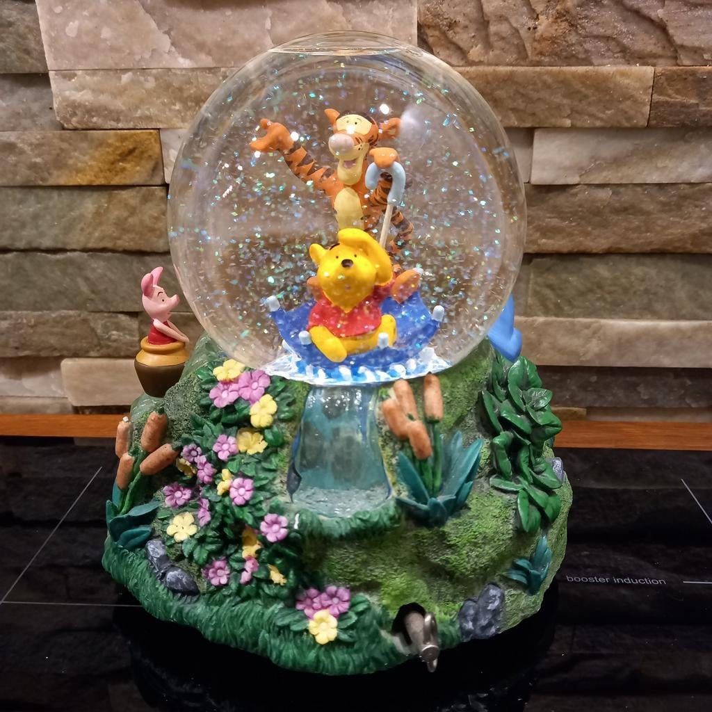 Winnie the Pooh de Poeh muziekdoos, Ophalen, Winnie de Poeh of vrienden, Zo goed als nieuw, Beeldje of Figuurtje